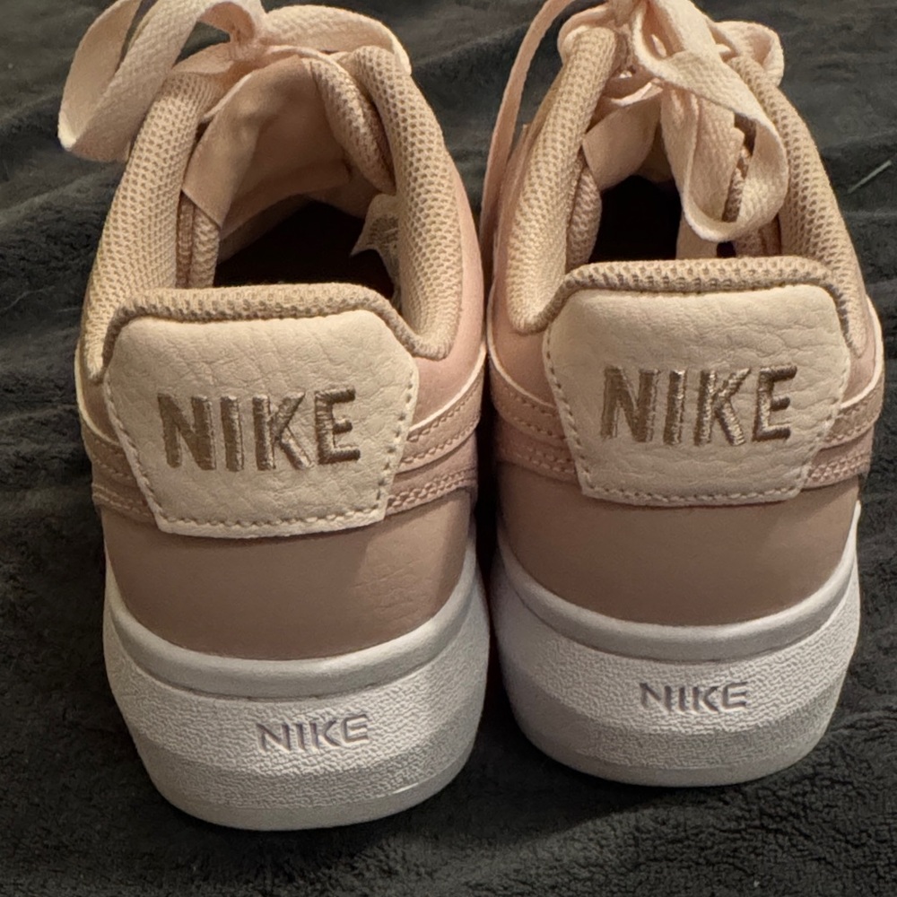 Women's Nike Court Vision Alta Pink Sneakers 8.5 - Picture 5 of 5